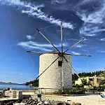 The Olive Tree House Апартаменты *
